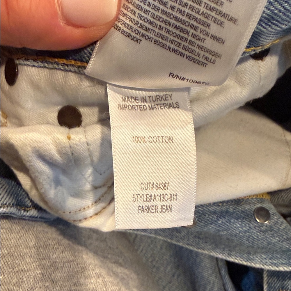 Agolde Light Blue Relaxed Fit Jeans - Picture 9 of 10